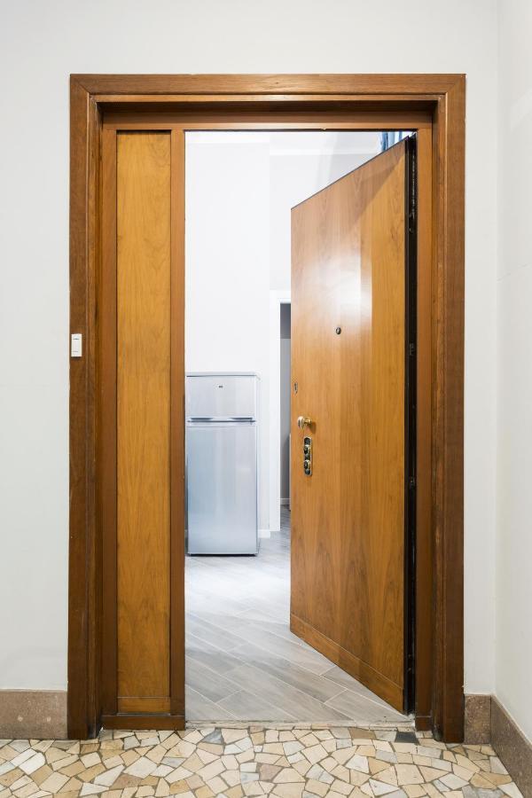 Cozy And Warm 1 Bedroom - Via Sapeto Appartement Milan
